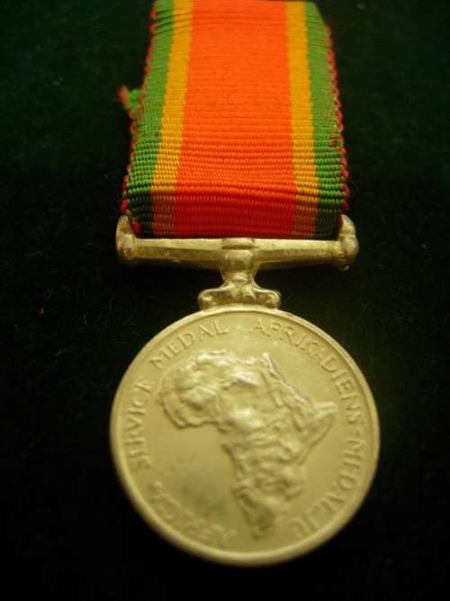 WW2 AFRICA SERVICE MINIATURE MEDAL