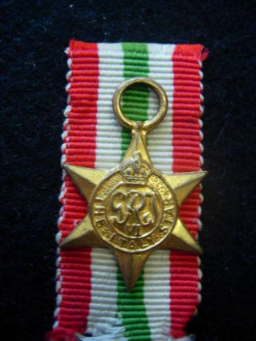 THE  ITALY STAR MINIATURE MEDAL