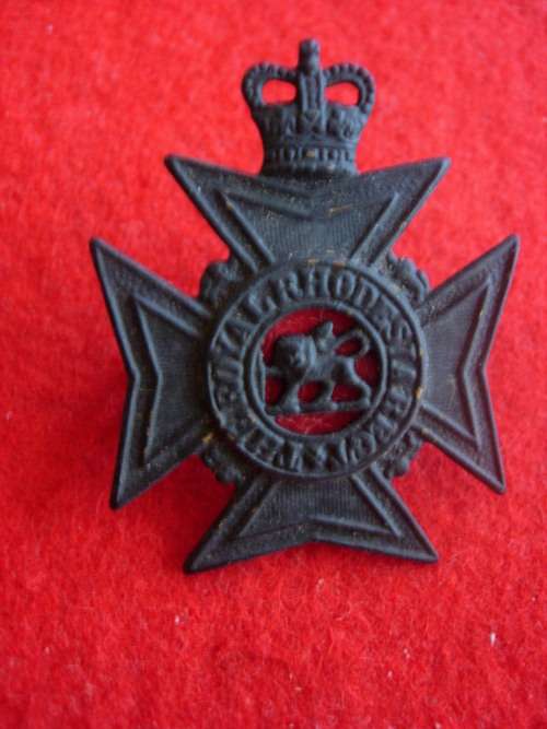 ROYAL RHODESIA  REGIMENT CAP BADGE - Q/C - 1957-1972