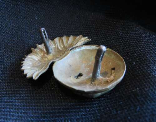 BRITISH - THE ROYAL MUNSTER FUSILIERS CAP BADGE