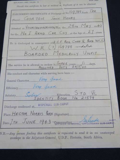 WW2 GROUP (4) - 8th ARMY. - S.A.ARMOURED CAR REGIMENT