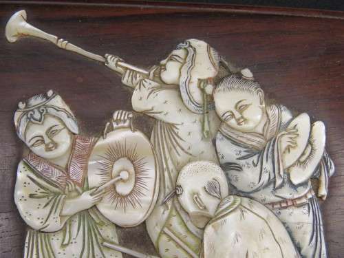 VINTAGE CHINESE WOODEN BOX with MOTHER-OF-PEARL APPLIED DECORATION