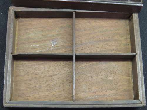 VINTAGE CHINESE WOODEN BOX with MOTHER-OF-PEARL APPLIED DECORATION