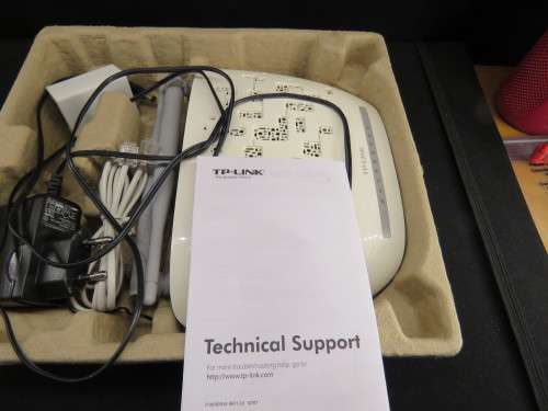 TP-LINK ROUTER - TDW8961N