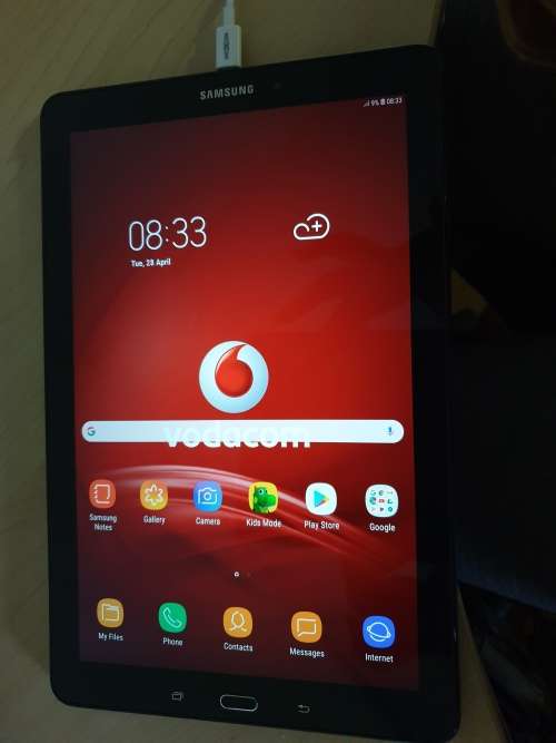 Samsung Galaxy Tab A (SM-P585)  with S Pen - Essential