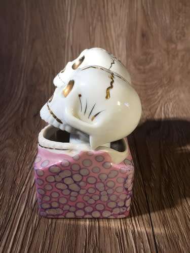 Vintage Skull Nodder Salt and Pepper Shakers - Japan