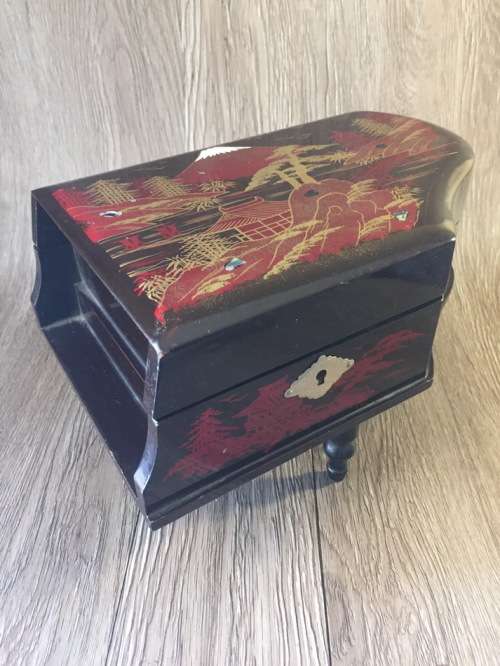 Vintage Wooden Music Box, Made in Japan, Working. 24cm x 16cm x 14 cm