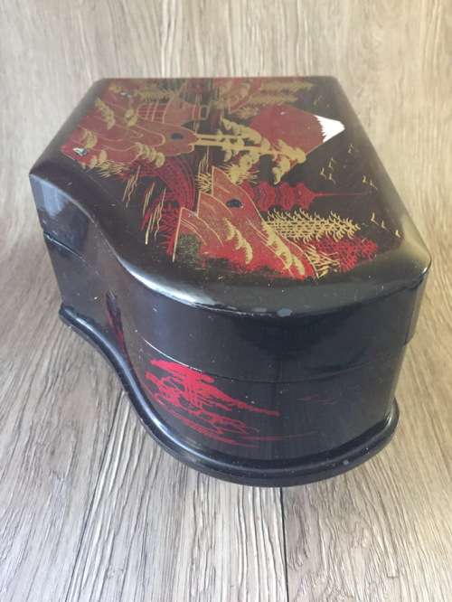 Vintage Wooden Music Box, Made in Japan, Working. 24cm x 16cm x 14 cm