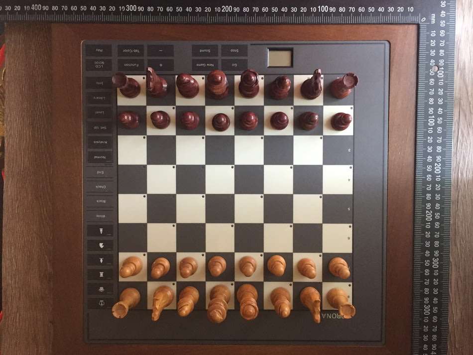 Vintage Saitek Kasparov Corona Chess Computer (Large 1988)