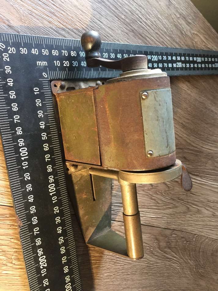 Antique Hand Crank Pencil Sharpener (Working)