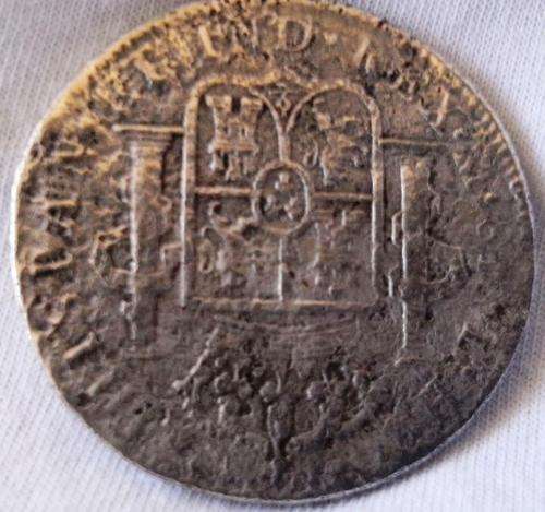 Shipwreck silver, 8 Reales, Large coin.