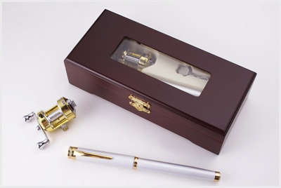 Pocket Pen Size Fishing Rod Gift Set with Flyreel Keyring - Multiplying Reel & Wooden Box