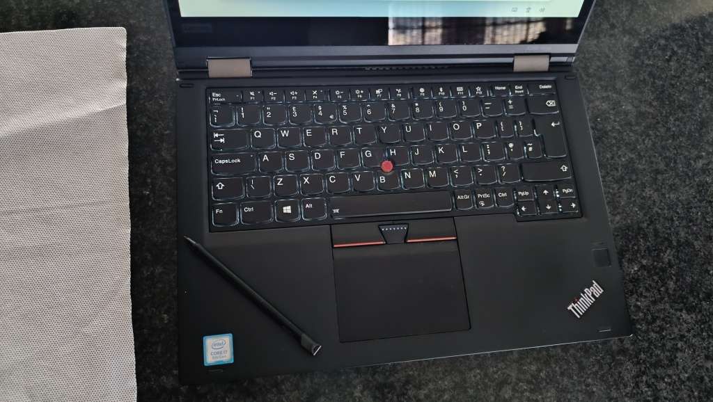 Lenovo ThinkPad X380 Yoga 13.3-inch FHD Intel Core i7-8550U 16GB