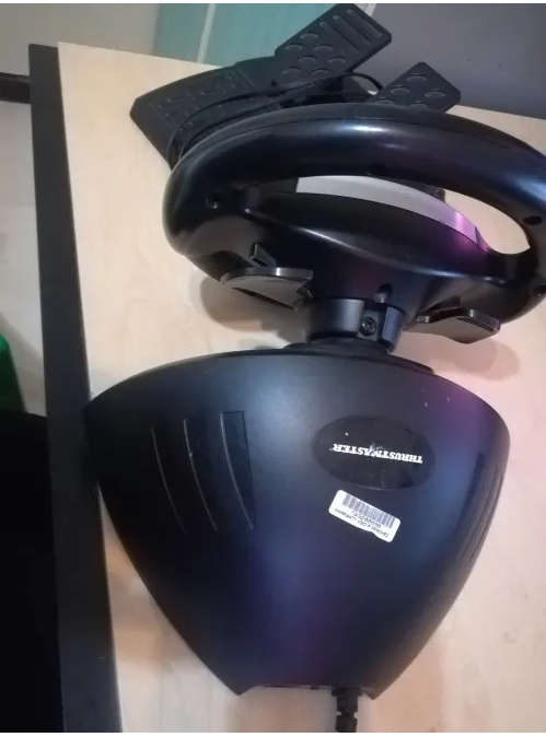 Ferrari Thrustmaster Steering wheel + Pedals PC/PS3