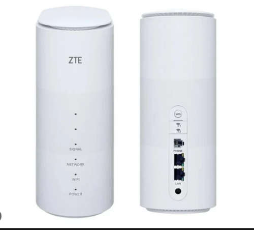 ZTE 5G Router (all networks) comes with BOX