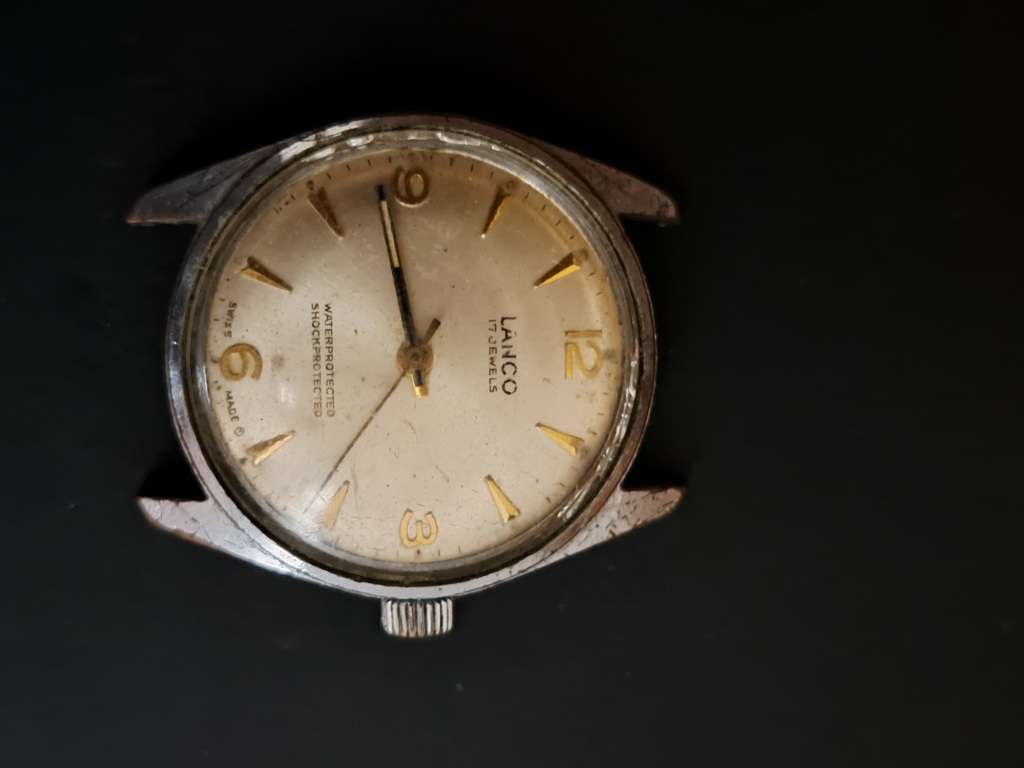 Broken Lanco Watch (R1 Auction)