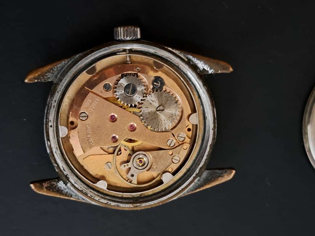 Broken Lanco Watch (R1 Auction)
