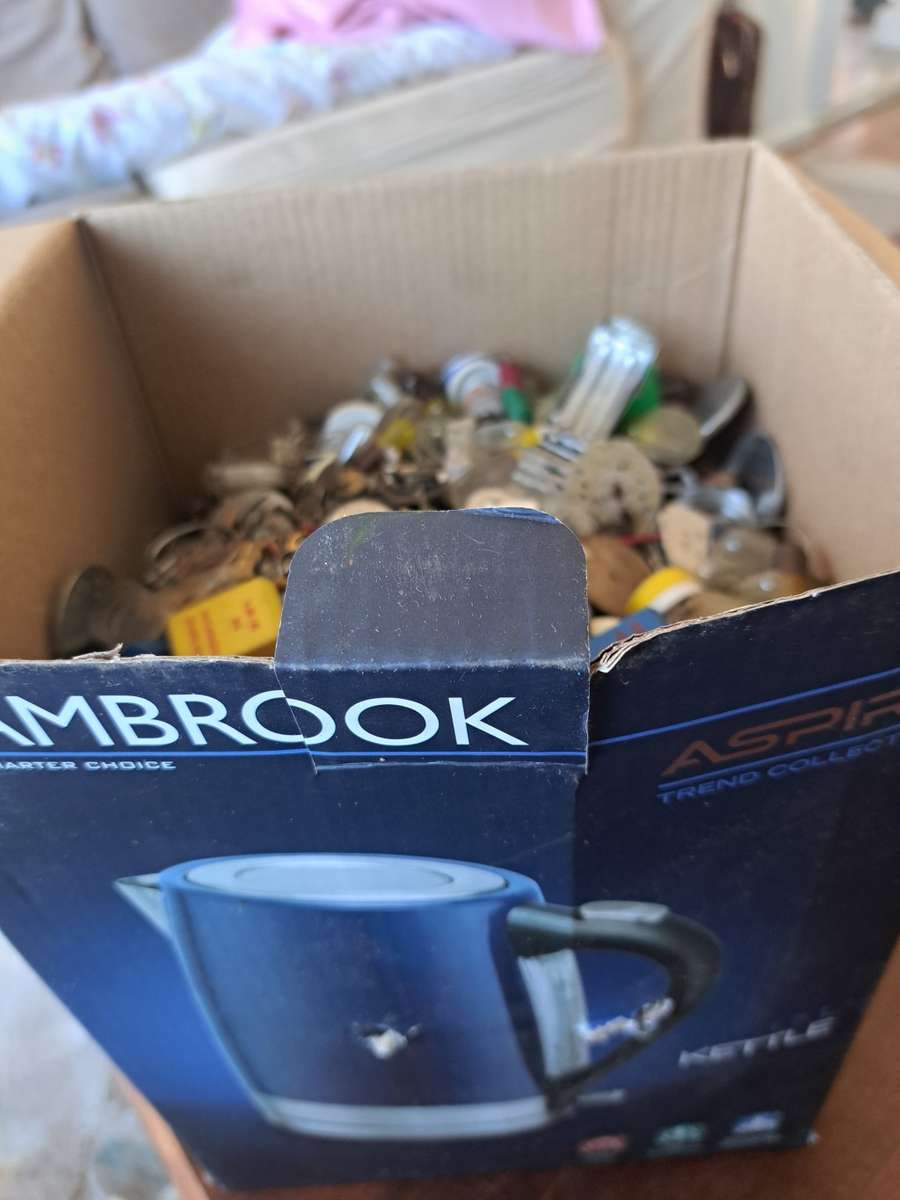 Lot of Watch Parts(R1 Auction)