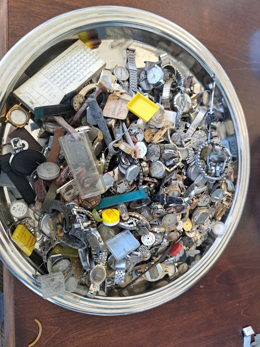 Lot of Watch Parts(R1 Auction)