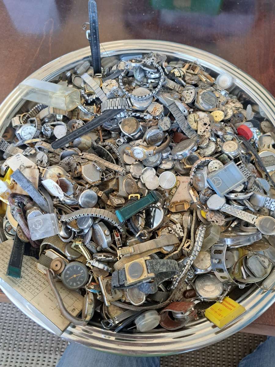 Lot of Watch Parts(R1 Auction)