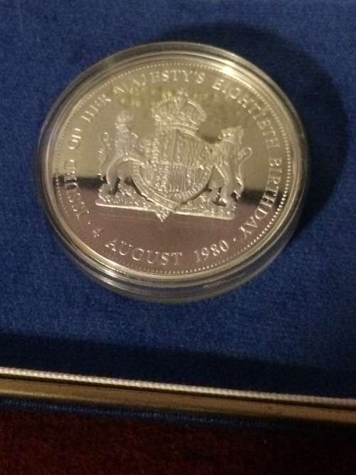 CRAZY R1!!! 1980 sterling silver queens b-day