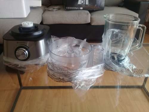 Russell Hobbs - 1000W Food Processor and Blender