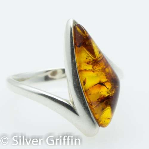 IMPORTED FROM EUROPE BALTIC AMBER,925 SILVER RING, SIZE 7