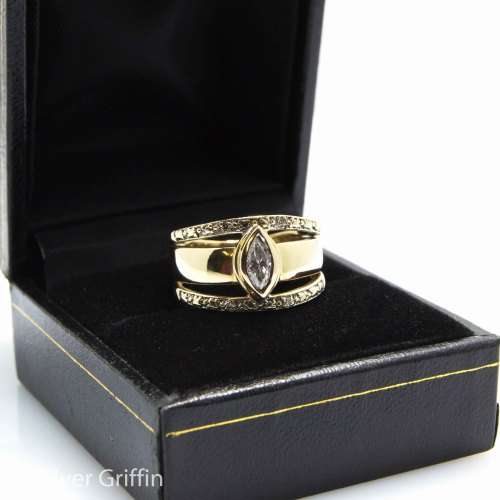 0.28ct Diamond Ring  9ct Yellow Gold ***Valuation certificate included*** R7400.00