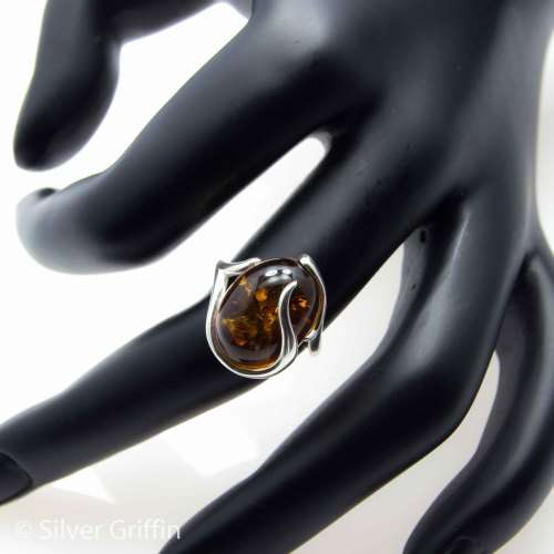 BALTIC AMBER "LIQUID GOLD" 925 SILVER RING IMPORTED FROM EUROPE