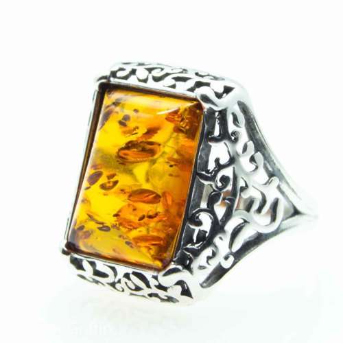 "LIQUID GOLD" BALTIC AMBER 925 SILVER RING IMPORTED FROM EUROPE