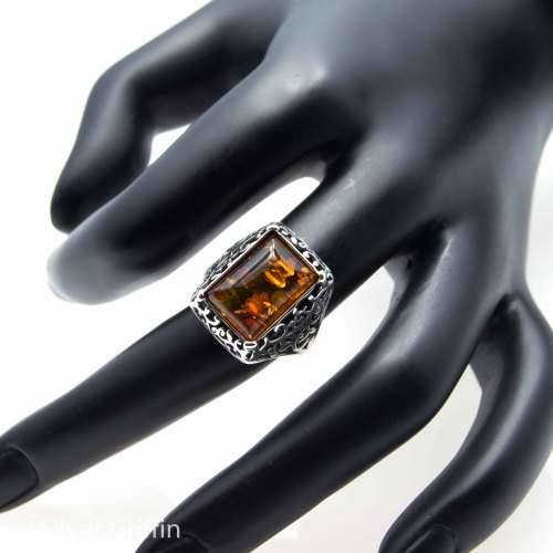 "LIQUID GOLD" BALTIC AMBER 925 SILVER RING IMPORTED FROM EUROPE