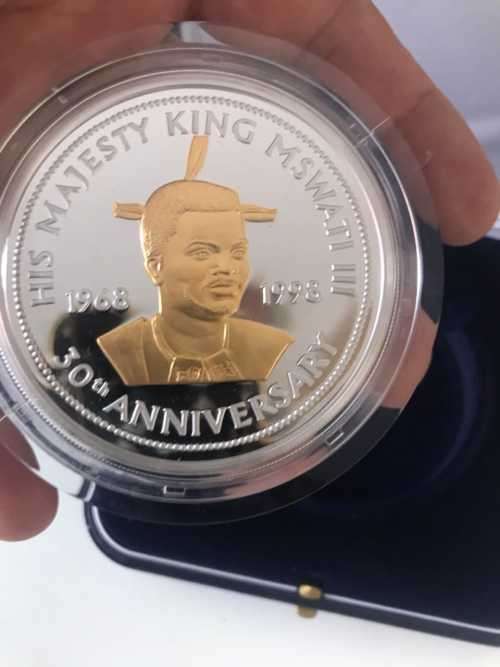 SWAZILAND 30th ANNIVERSARY COIN. 5 OZ 999 SILVER WITH CERTIFICATE