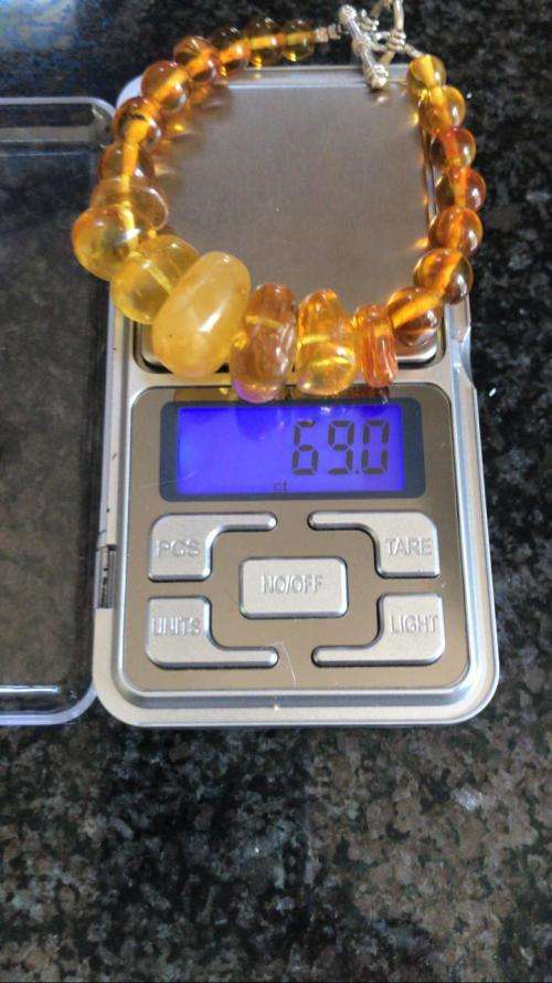 BALTIC AMBER BRACELET. NATURAL AMBER NOT MELTED.