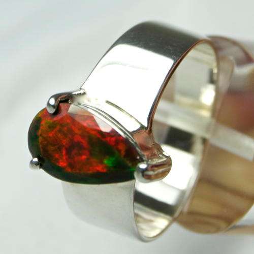 Ethiopian black Welo Opal 2.44ct. Set in Solid 925 Silver Ring
