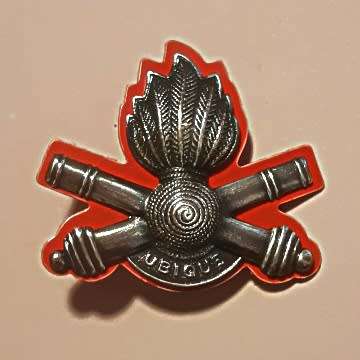 10 Artillery Brigade Oxsidised Silver On red Plastic Cap Badge With Screws In Place.