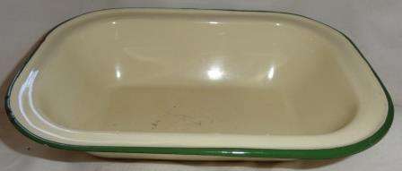 Cream ENAMEL oblong pie dish