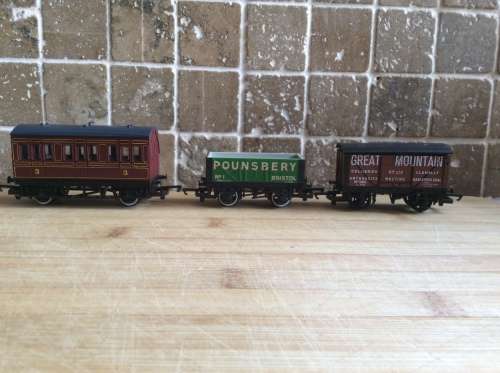 Hornby railways The Midlander goods train Sentinel set boxed