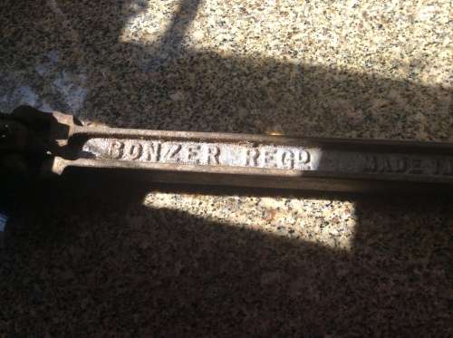 Vintage BONZER bench catering tin can opener 1930¿s