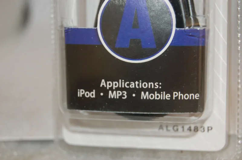 DIGITECH 3.5 MM STEREO AUDIO CABLE WITH 3.5 MM PLUG 3 MT LENGTH