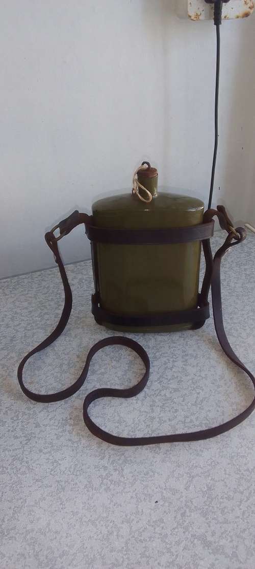 WW2 - Water Bottle with Leather Strap