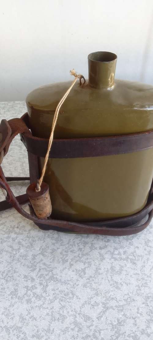 WW2 - Water Bottle with Leather Strap