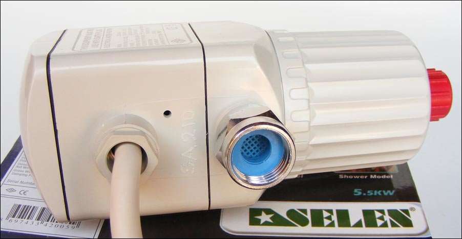 New European made instant water heater - 5.5kW - kitchen/basin -Hot water without a geyser