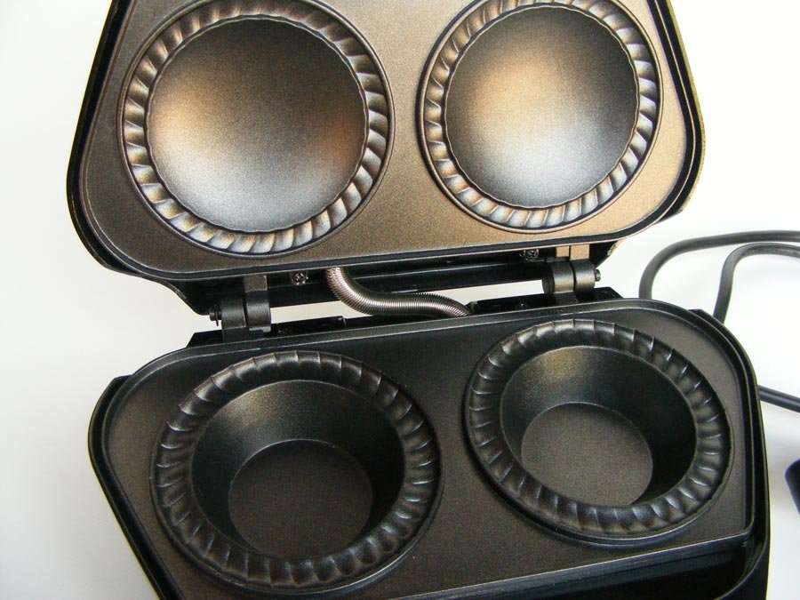 Sunbeam Deluxe pie maker