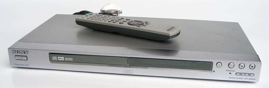 Vintage Sony DVD player - good and working condition