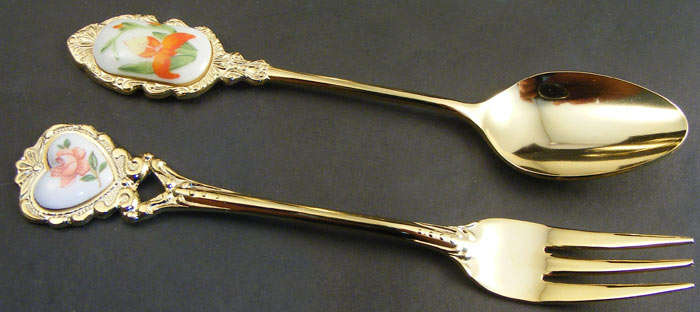 Vintage Unused Bon Appetite Gp and Ceramic teaspoon and Cake Fork Set - Flower design