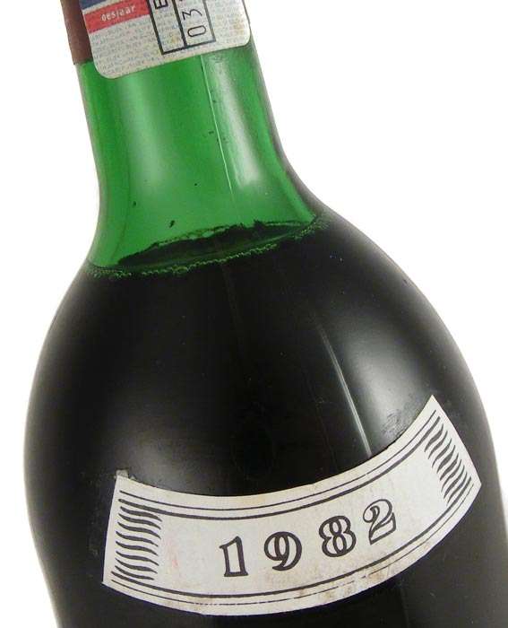 1982 Vintage Rustenberg Dry Red Wine - 31 years old - collectable