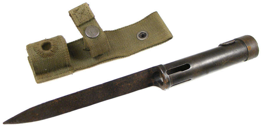 Vintage R1 Rifle bayonet - Good condition