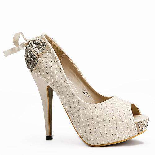 Stunning Woman Designer Shoes
