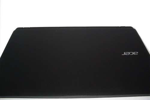 Acer Aspire ES 15 (ES1-533) 4GB Ram ,1TB HDD(1000gb) 15.6 Screen , WIFI, HDMI,WINDOWS 10PRO