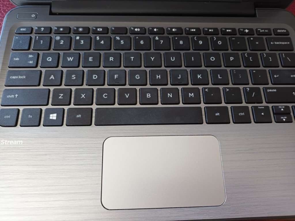 HP Stream 11 PRO G2 Laptop  4GB  64GB eMMC Drive -Webcam, Windows 10 Pro